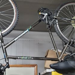 I Have 4 Single Person Bikes. I Also Have A Tandem Bike For The Project Enthusiast. Looking To Get A Minimum Of $75.⁰⁰ Per Bike- Or Shoot Me An Offer 