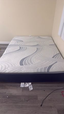 Queen Mattress with Box Spring