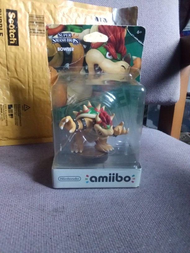 Bowser Amiibo