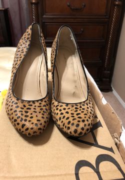 Banana Republic animal print Wedge shoes