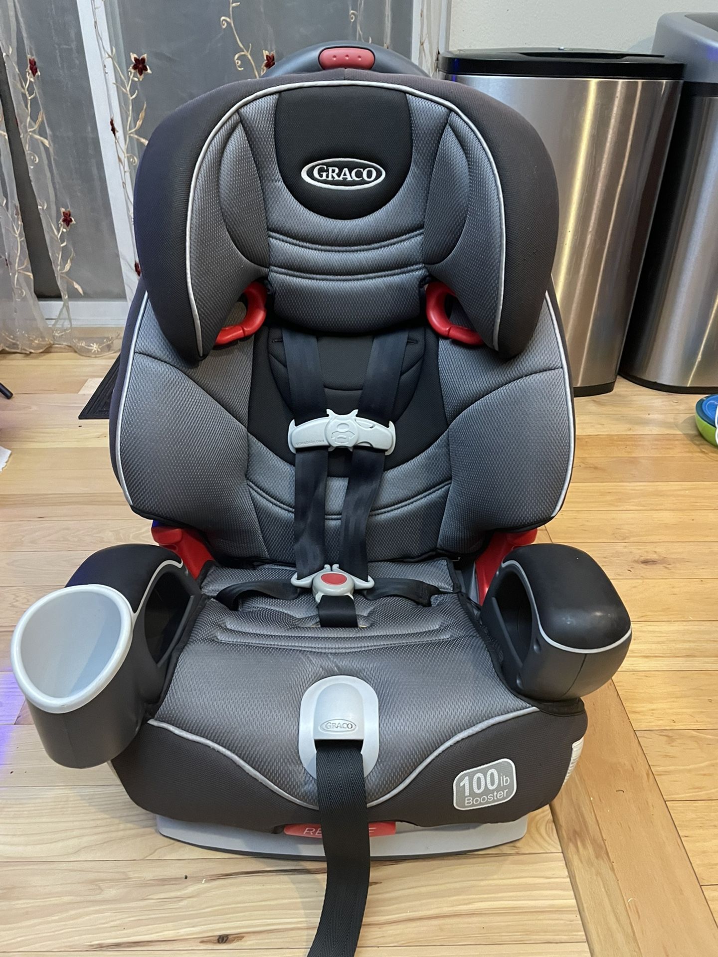 $80 - Like New !! Graco  Nautilus 3-in-1 Car Seat