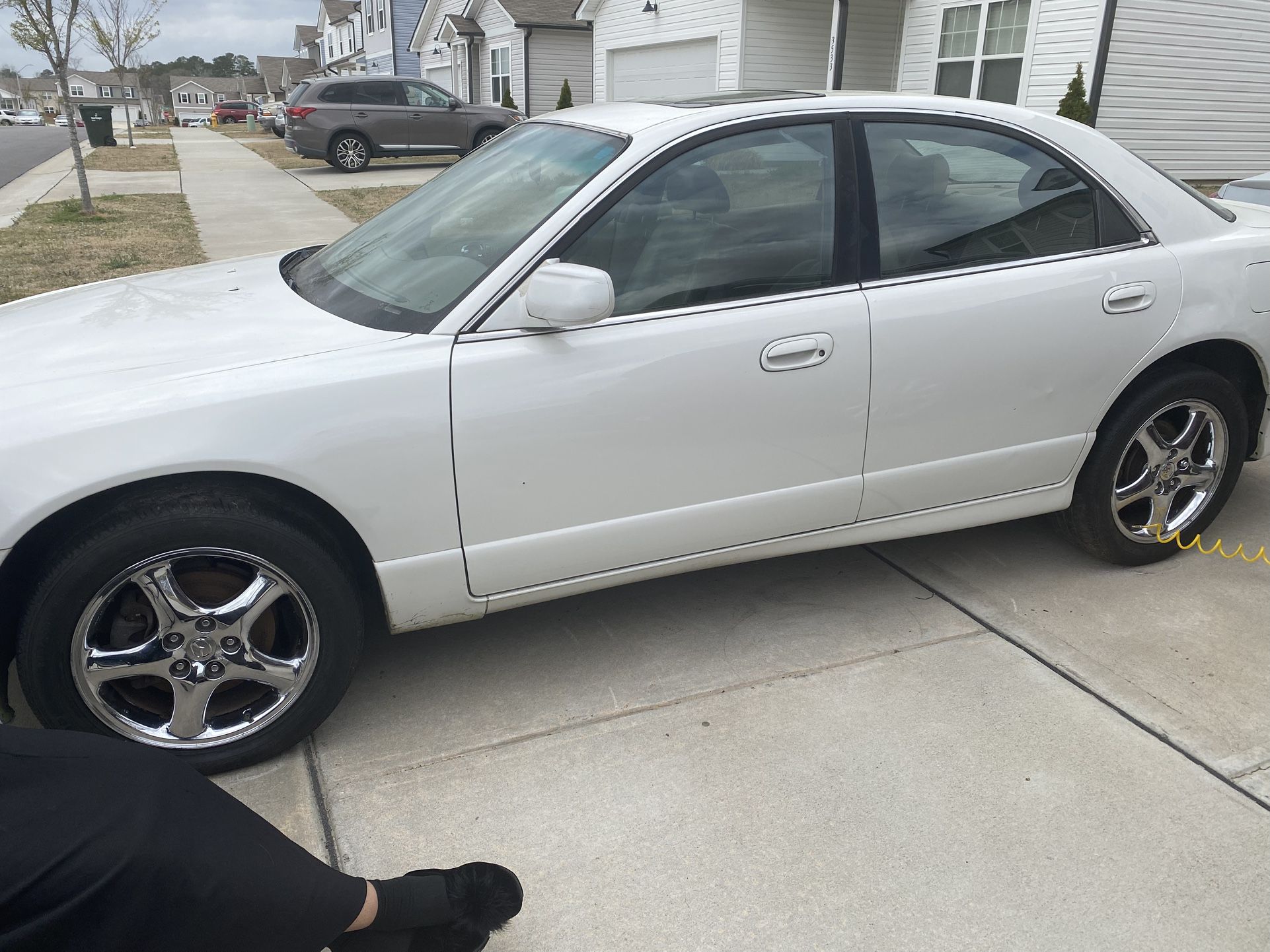 2001 Mazda Millenia