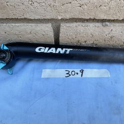 Giant  SL Seat Post 30.9mm In Nice Condition