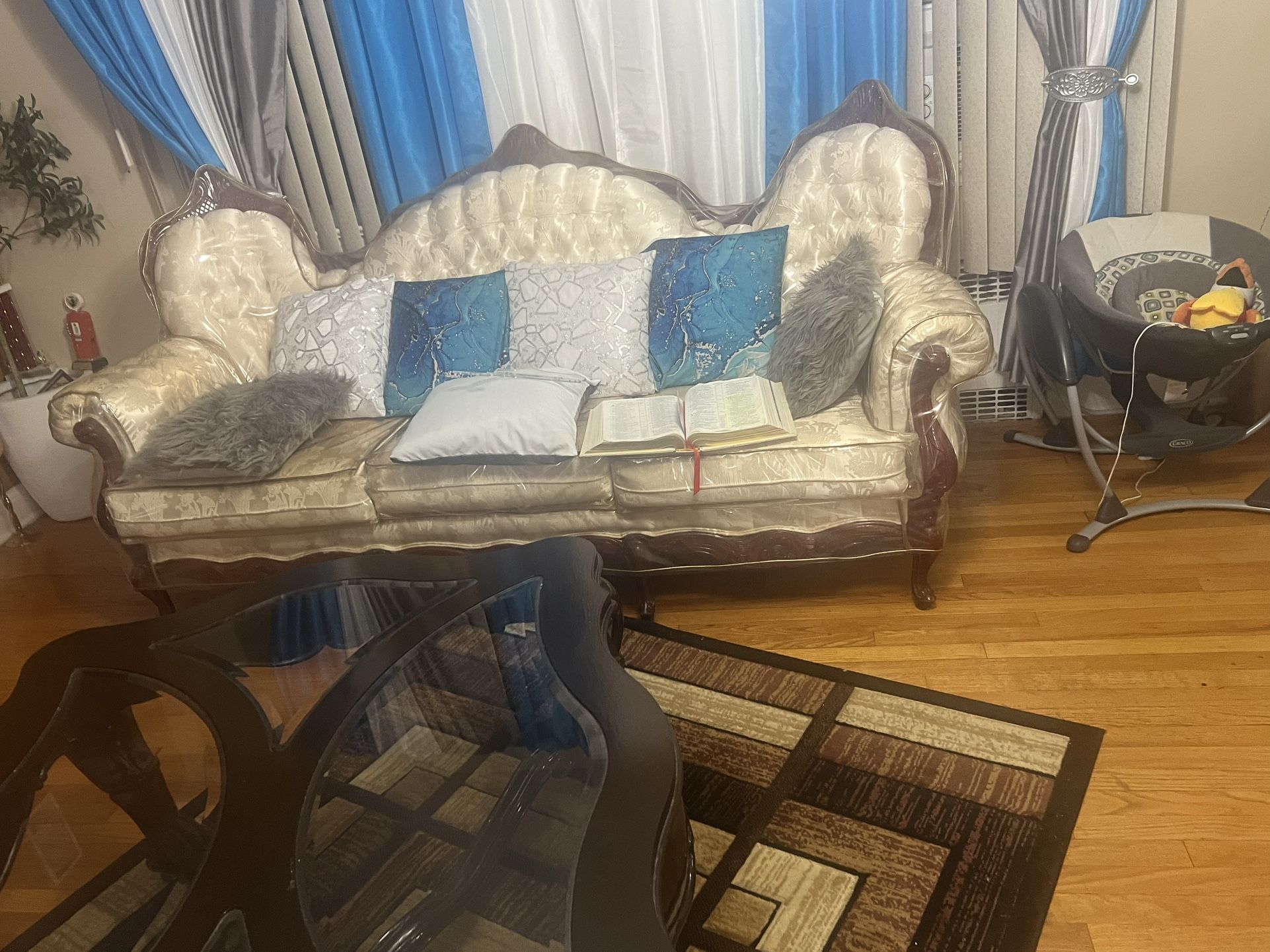3-piece living room furniture set with coffee table and shelf