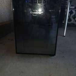 Mini Fridge 