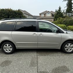 2007 Toyota Sienna LE