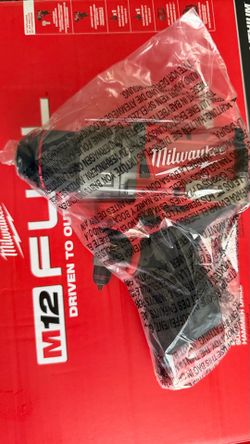 Milwaukee M12 FUEL 12V Lithium-lon
