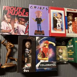 Lot of 10 bobbleheads Diamondbacks Suns WWE Mike Trout Super Bowl Pujols