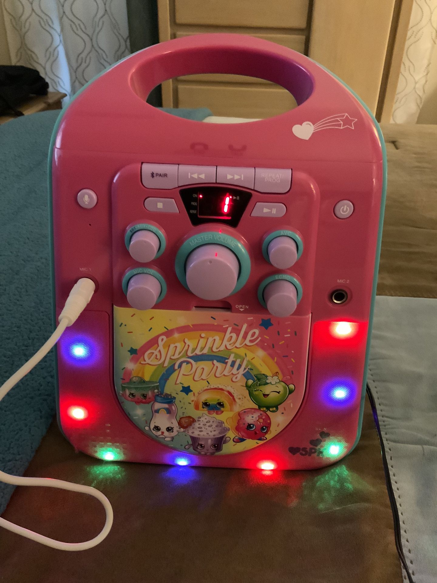 Shopkins Flashing Karaoke Machine