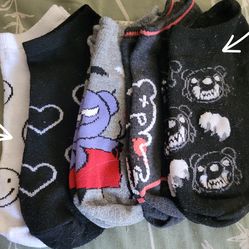 5 Pairs of Women's Socks