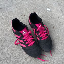 Cleats With Shinguards