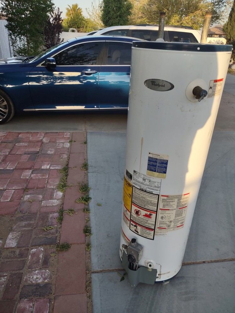 Gas Water Heater Used 40 Gallon Fully Tested With Yr Warranty