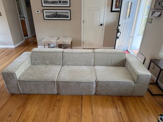 Rove Lab M1 sofa