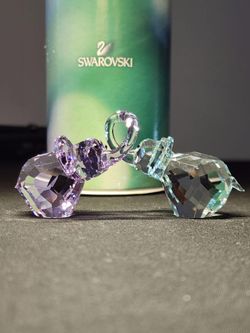 Kissing Elephants Crystals