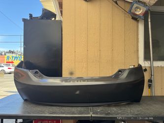 2010 20211 2012 2013 2014 2015 TOYOTA PRIUS REAR BUMPER COVER OEM USED
