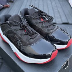 Jordan 11 RETRO CMFT LOW 7y/7Men/8.5Womens