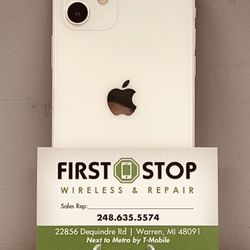 iPhone 12 64GB UNLOCKED 