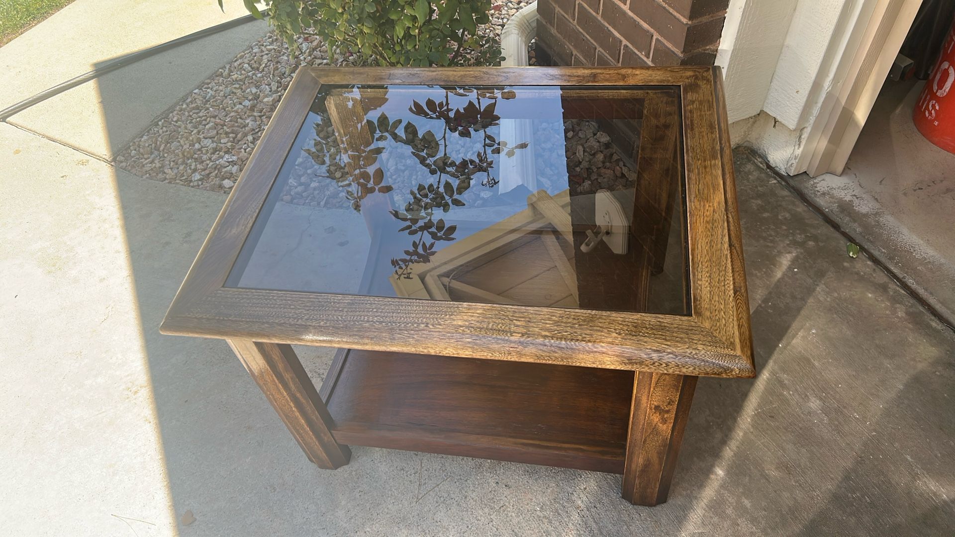 End Table / Coffee Table