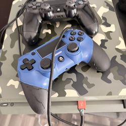 PS4 With 2 Controllers 