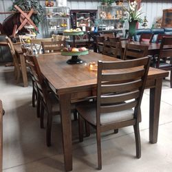 Dining Table Set / Comedor