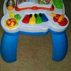 Leapfrog Activity Table! Hard to find item! 