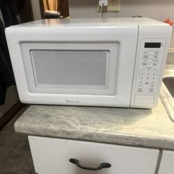 Small White Microwave -works Great 