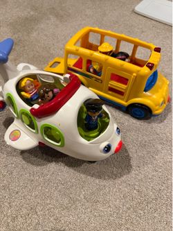Little people airplane and school bus