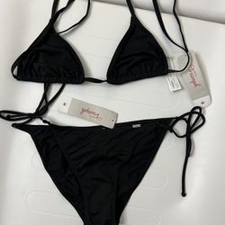 Triumph Bikini Set https://offerup.com/redirect/?o=U3dpbS5OZXc= With Tags 
