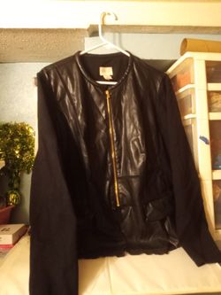 Chico's Faux Leather Shacket

Women's Size 3
