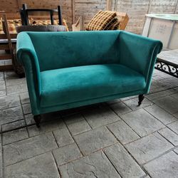 Loveseat Velvet 