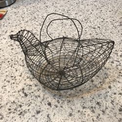 Wire Chicken Egg Basket