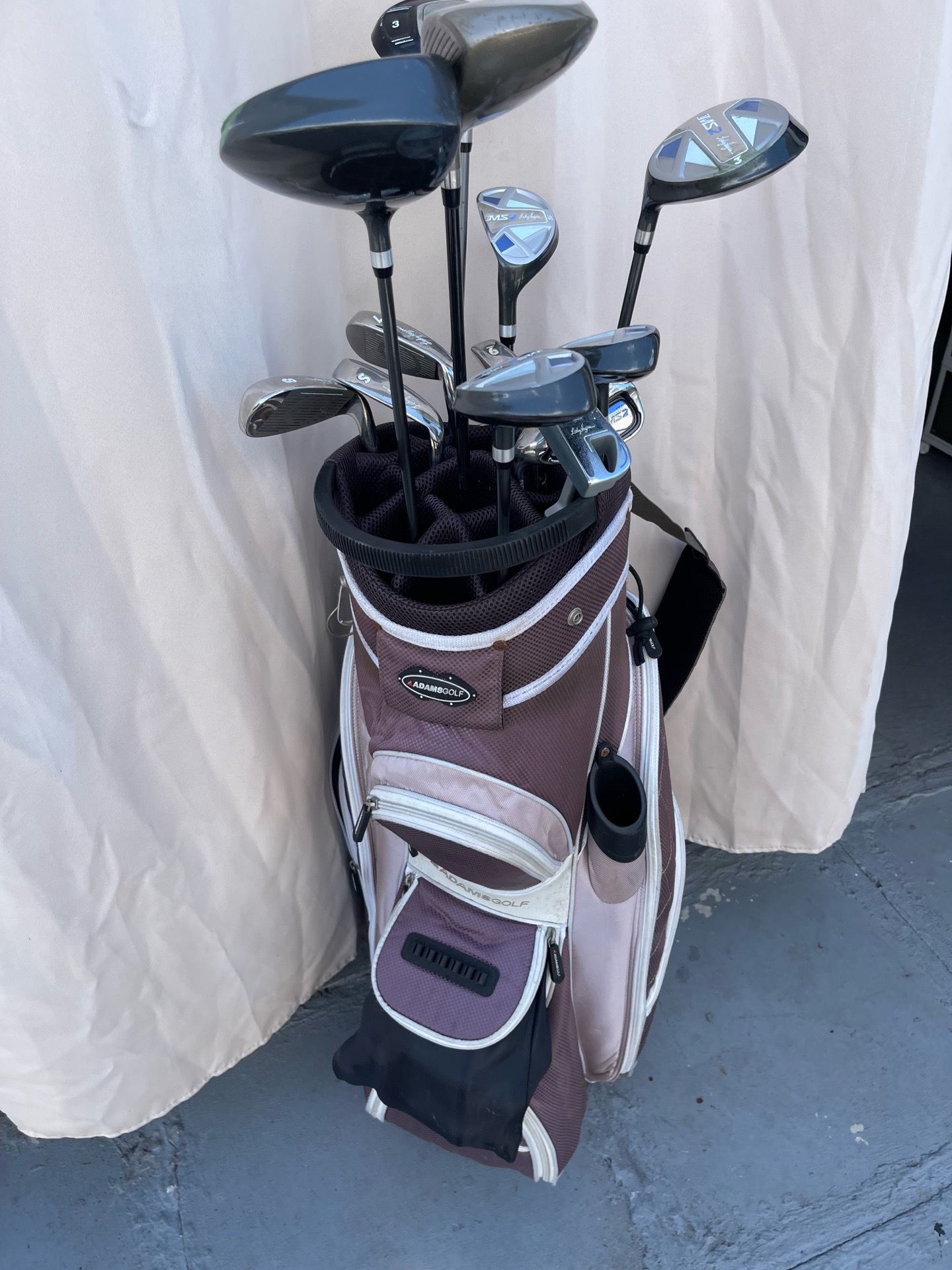 Adams Golf Bag With Clubs Used Condition $100 Firm on Price