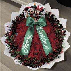 Minnie mouse christmas bouquet
