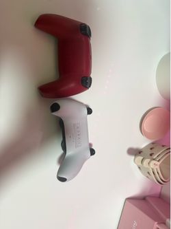 2 PlayStation Controllers
