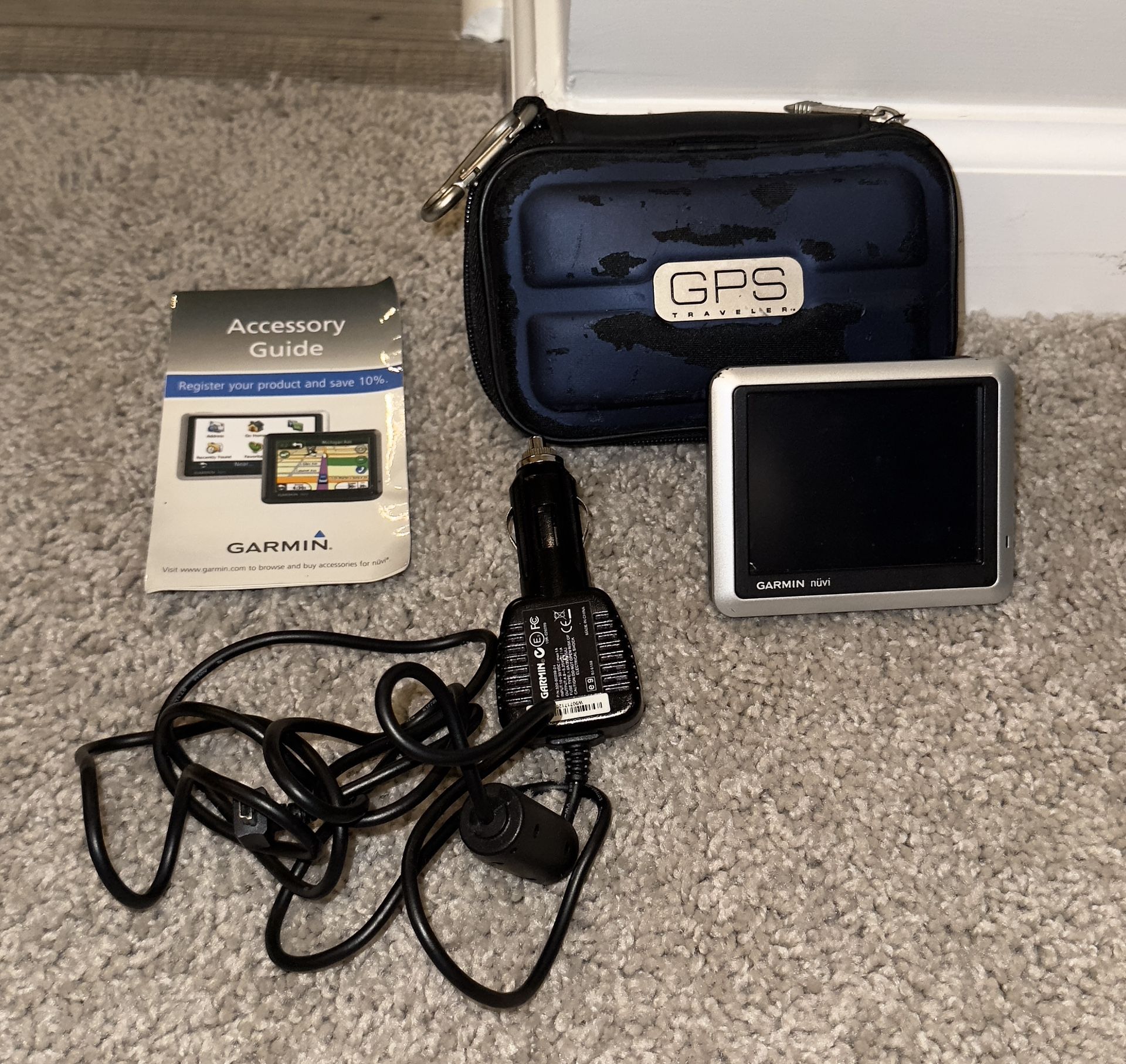 Garmin Nuvi 1200 GPS 3.5" Navigation System Bundle W/ Car Charger & Case *WORKS*