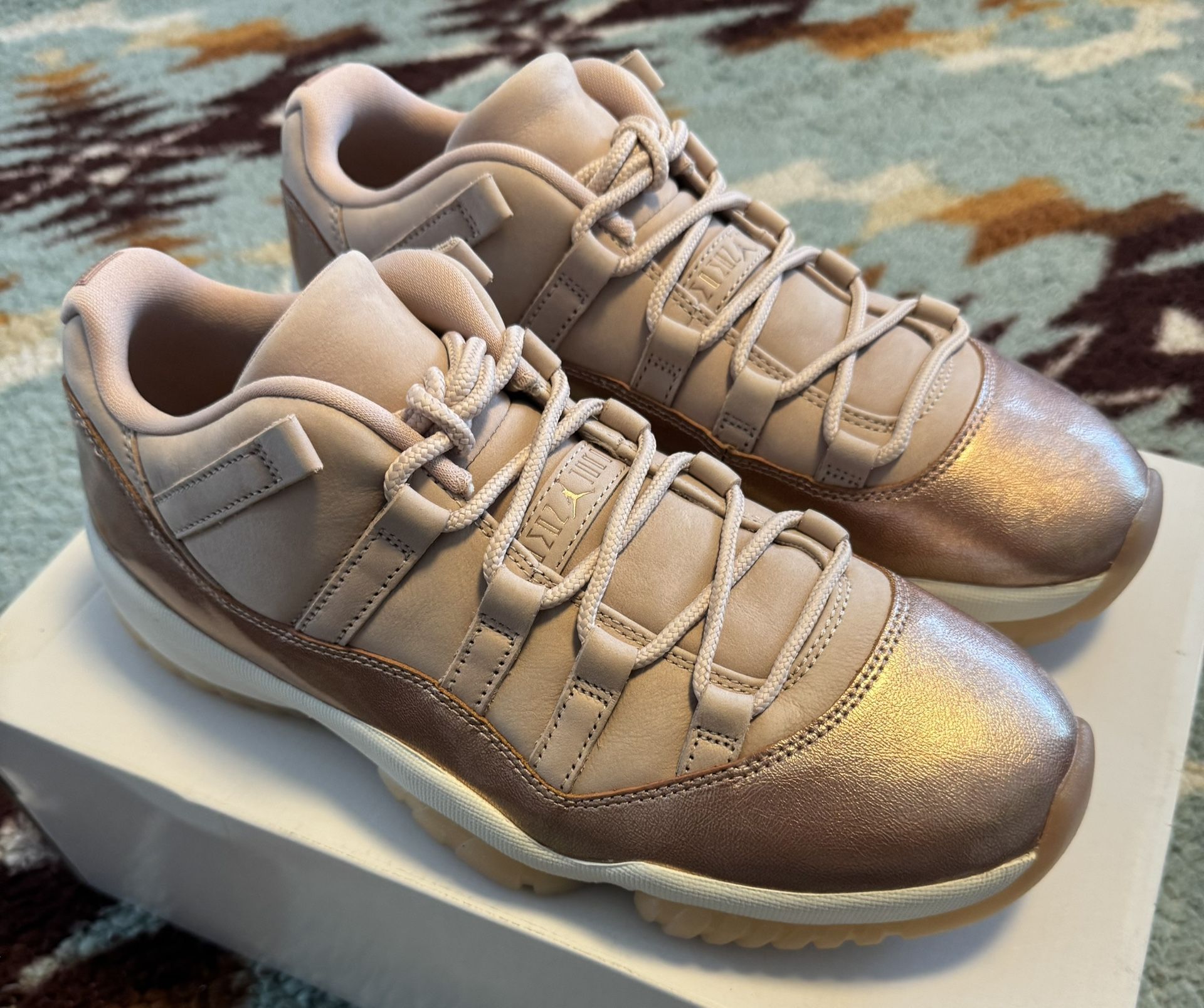 Nike Air Jordan 11 Size 10 Women Retro Low Rose Gold New DS AH7860 105