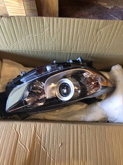 Mazda Passenger headlight