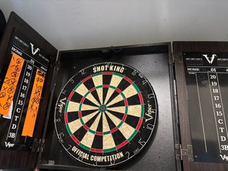 Dart board full set