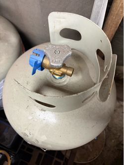 Blue Rhino Propane tanks (full)   1 open half full