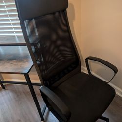 2 Desk Chairs