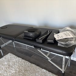 massage couch in black