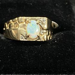 10K OPAL NUGGET DIAMOND RING