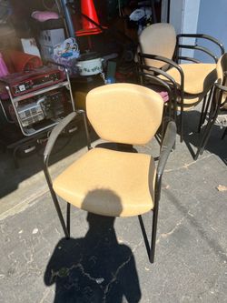 6 Office chairs