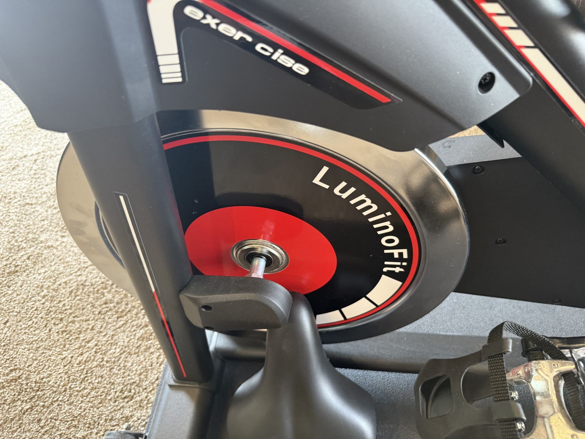 Lumino Fit EK-8271 Exercise Spin Bike