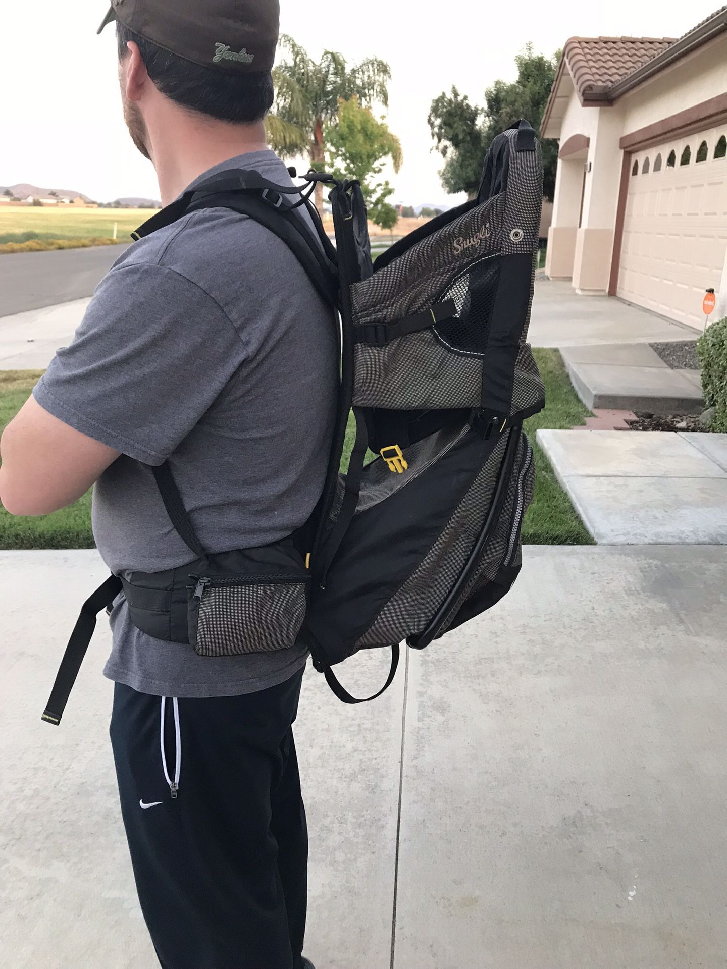 Evenflo Snugli Cross Country Baby/Child Carrier Backpack Hiking