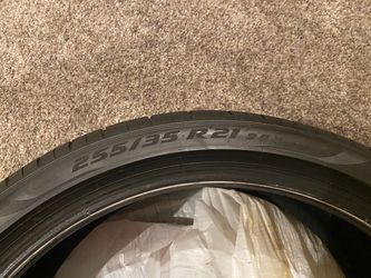 Pirelli p zero 255 / 35 R21