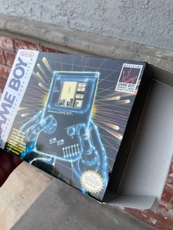 Original Nintendo Gameboy “box only”