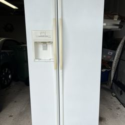 Maytag Refrigerator 