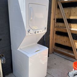 GE Stacked Washer & Dryer 
