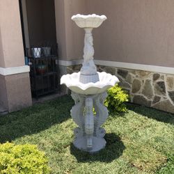Seahorse Fountain 